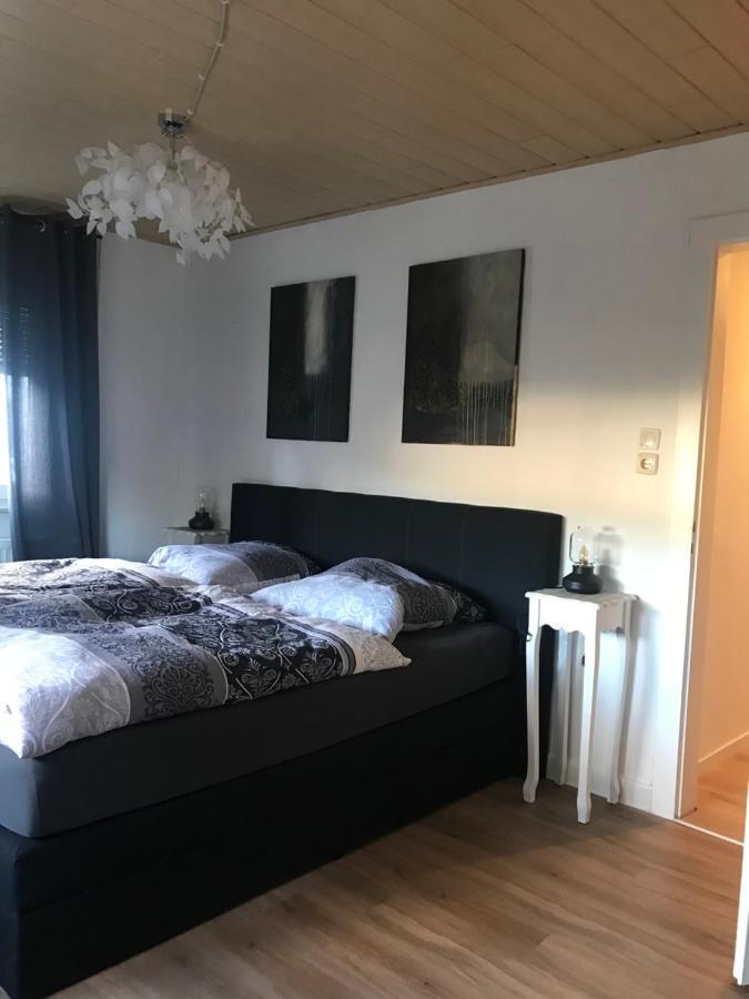 Ferienhaus Moselblick Villa Трабен-Трарбах Екстериор снимка